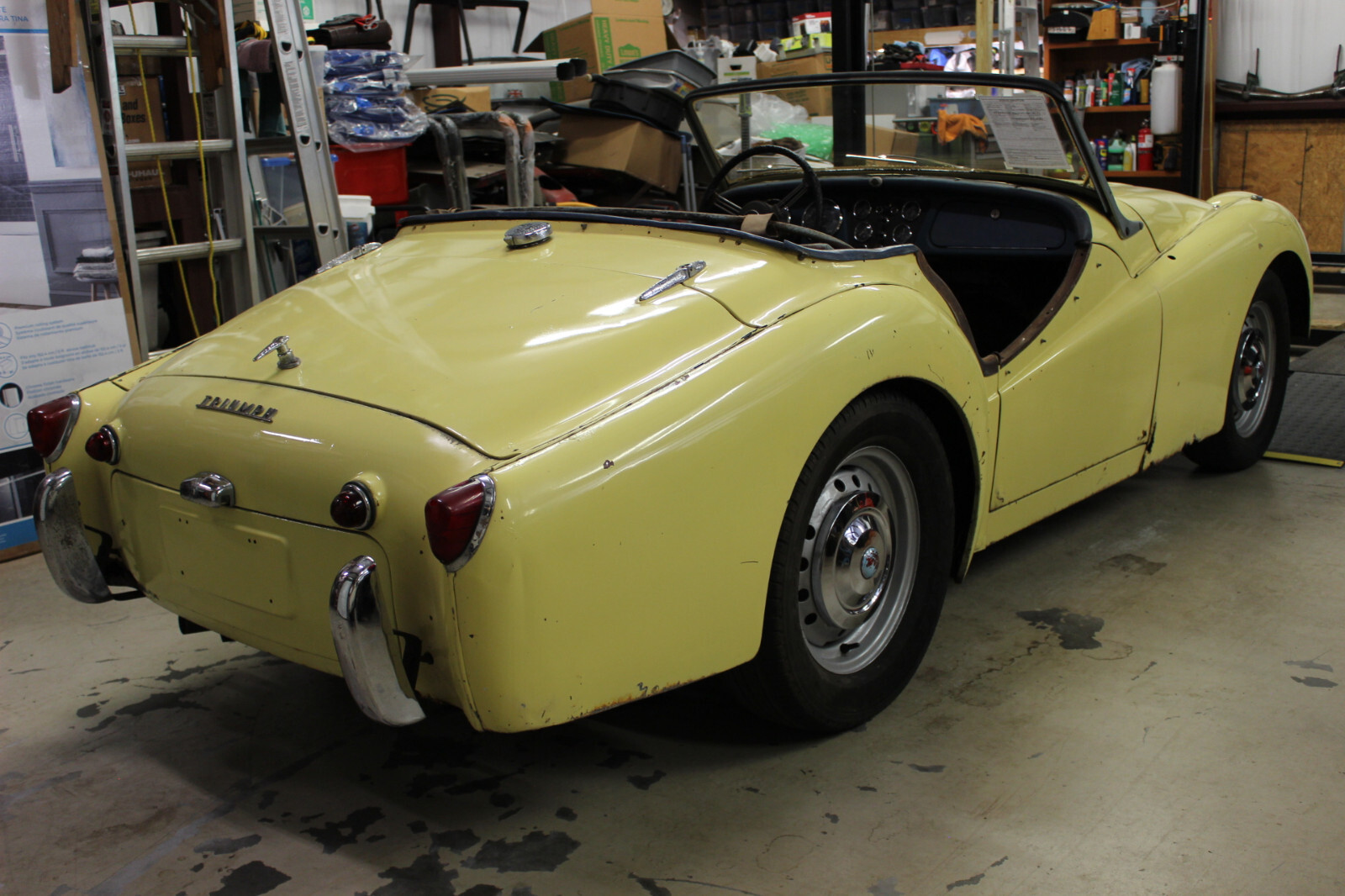 Triumph-TR3-1961-Convertible-3