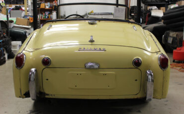 Triumph-TR3-1961-Convertible-5