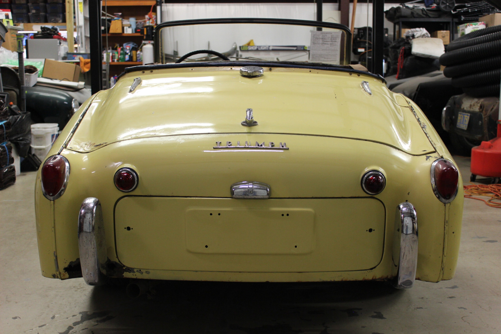 Triumph-TR3-1961-Convertible-5