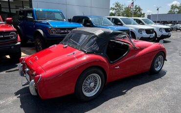 Triumph-TR3-1962-Convertible-2