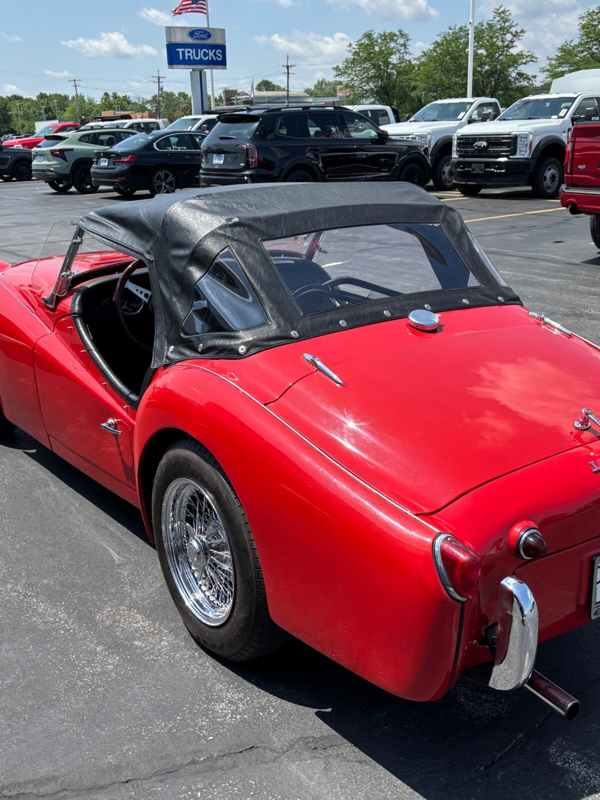 Triumph-TR3-1962-Convertible-4