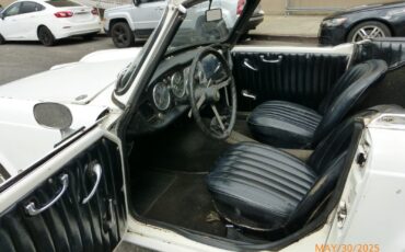 Triumph-TR4-1962-16