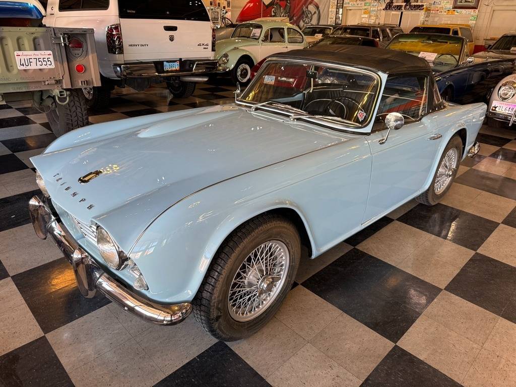 Triumph Tr4  1963 blue
