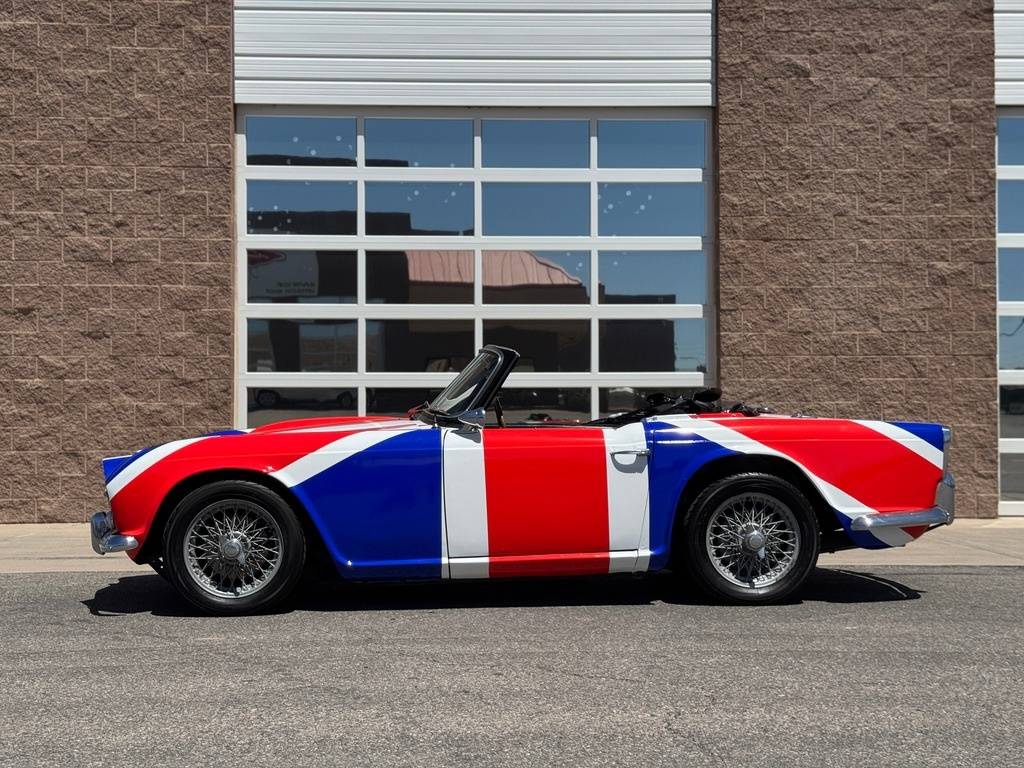 Triumph-Tr4-1965-custom-1