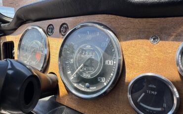 Triumph-Tr4-1965-custom-18