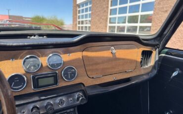 Triumph-Tr4-1965-custom-19