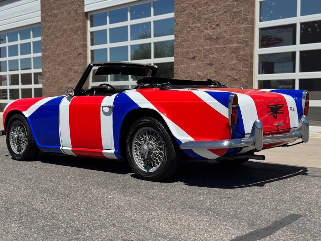 Triumph-Tr4-1965-custom-2