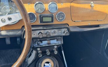 Triumph-Tr4-1965-custom-20