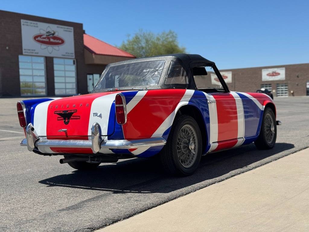 Triumph-Tr4-1965-custom-9