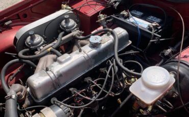 Triumph-Tr6-1972-13