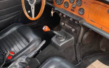 Triumph-Tr6-1972-16