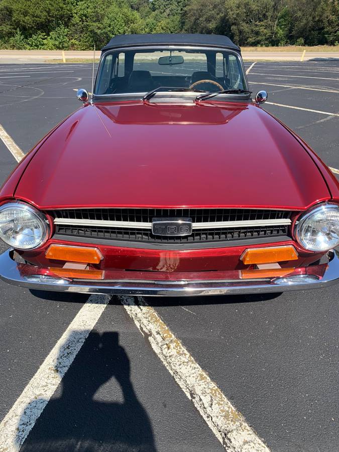Triumph-Tr6-1972-5