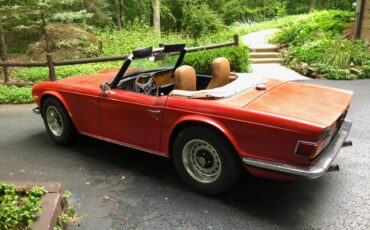 Triumph-Tr6-1973-2
