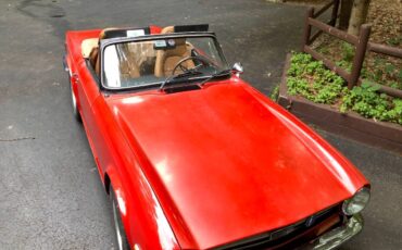 Triumph-Tr6-1973