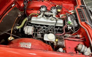 Triumph-Tr6-1973-6