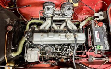 Triumph-Tr6-1973-7