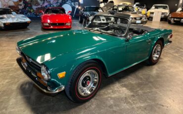 Triumph-Tr6-1973-green-14