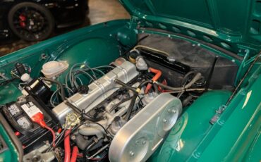 Triumph-Tr6-1973-green-22