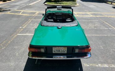 Triumph-Tr6-1973-green-23
