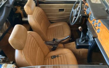 Triumph-Tr6-1976-blue-2