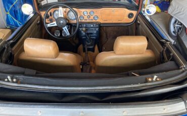 Triumph-Tr6-1976-blue-6