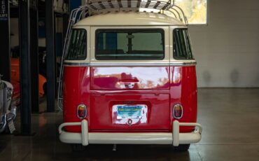 Volkswagen-23-Window-Samba-1975-23-Window-Bus-16
