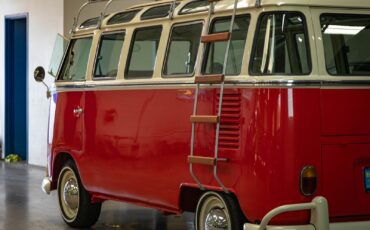 Volkswagen-23-Window-Samba-1975-23-Window-Bus-18