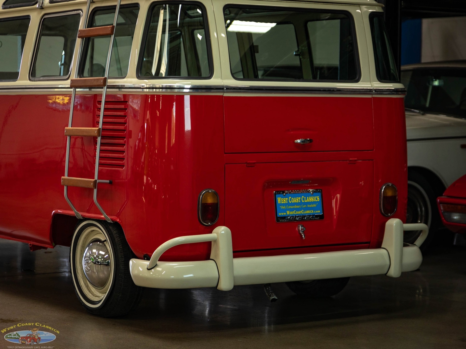 Volkswagen-23-Window-Samba-1975-23-Window-Bus-19