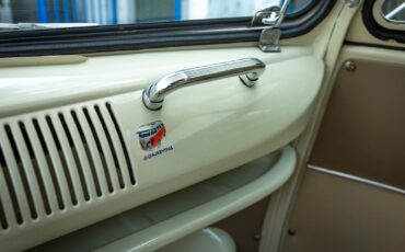 Volkswagen-23-Window-Samba-1975-23-Window-Bus-35