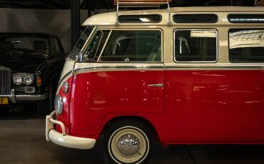 Volkswagen-23-Window-Samba-1975-23-Window-Bus-4