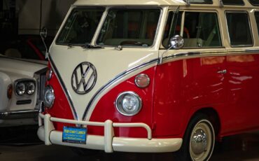 Volkswagen-23-Window-Samba-1975-23-Window-Bus-7