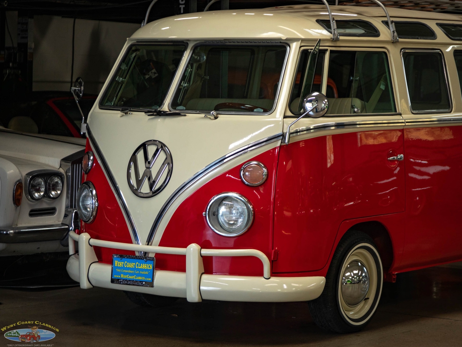 Volkswagen-23-Window-Samba-1975-23-Window-Bus-7