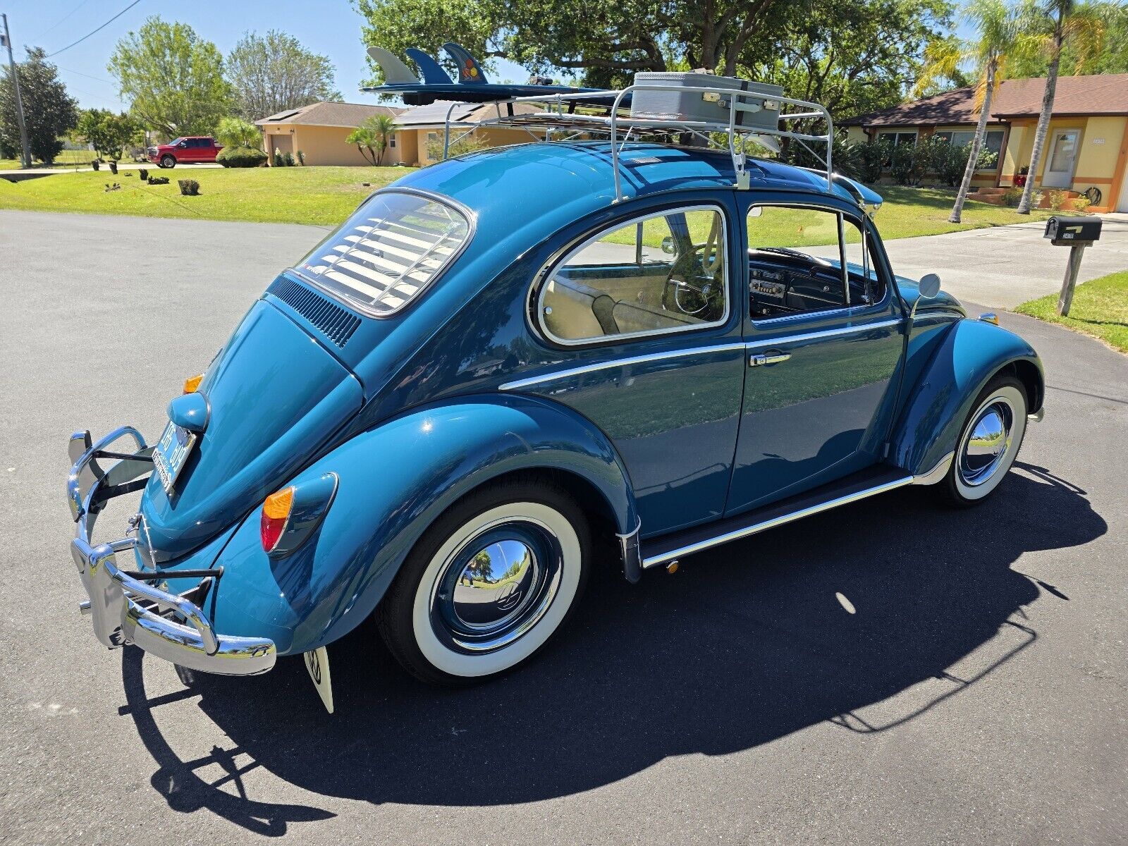 Volkswagen-Beetle-1966-Sedan-2