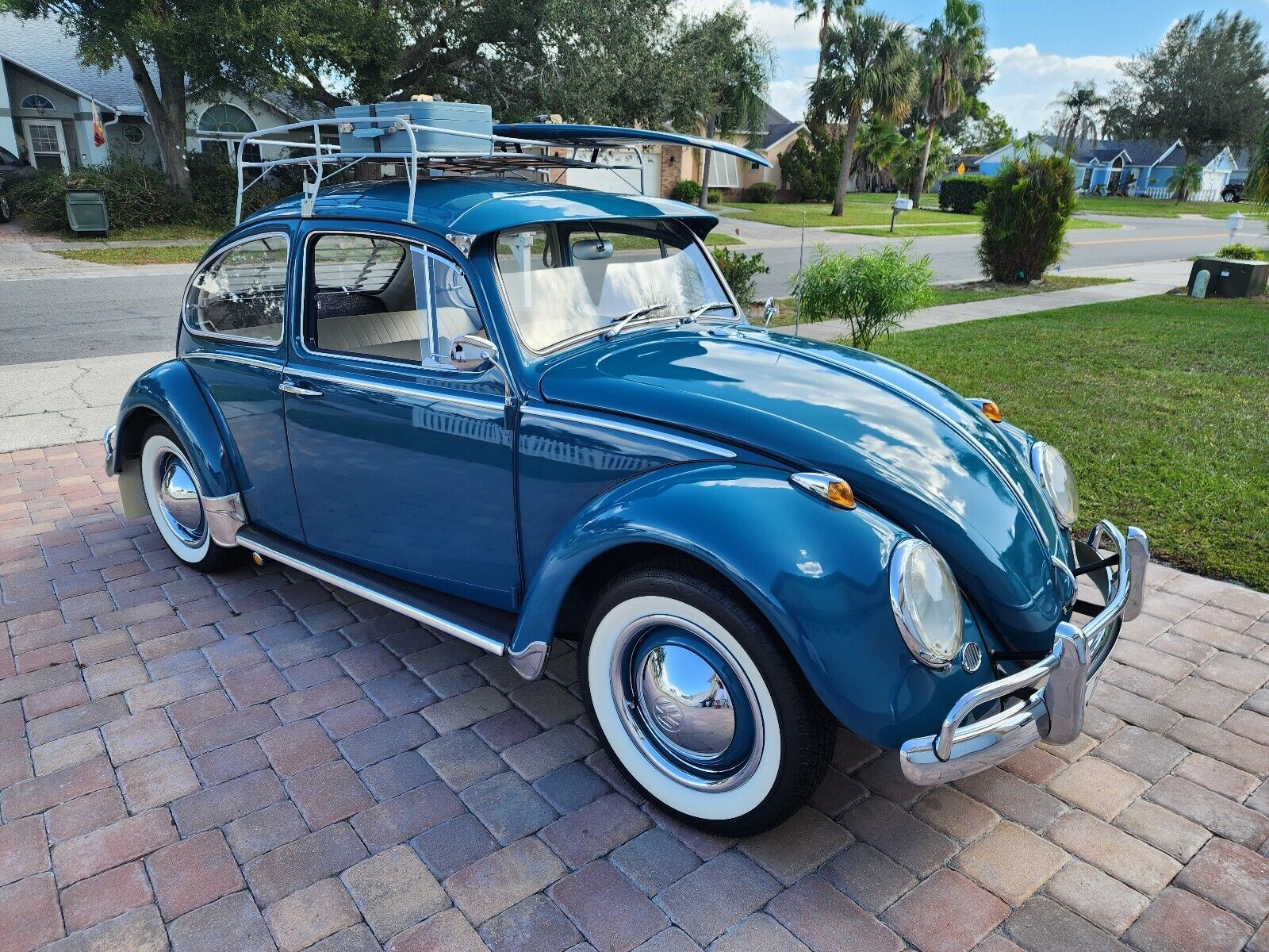 Volkswagen-Beetle-1966-Sedan-6