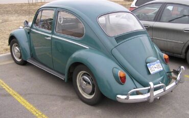 Volkswagen-Beetle-1966-green-20