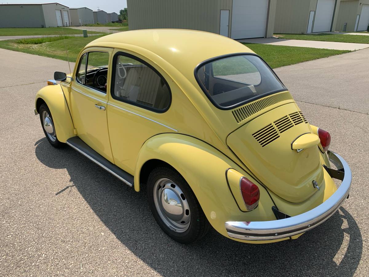 Volkswagen-Beetle-1969-6
