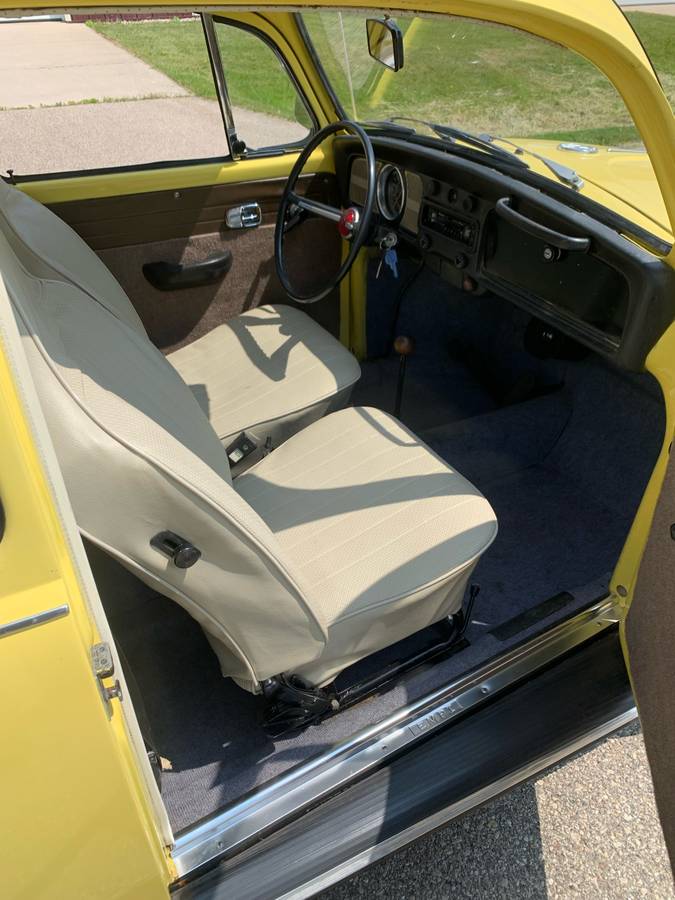 Volkswagen-Beetle-1969-8