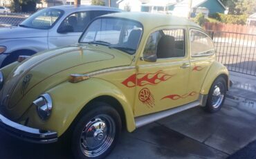 Volkswagen-Beetle-1972-yellow