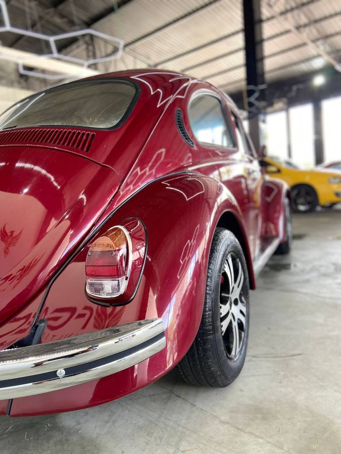 Volkswagen-Beetle-1975-red-11