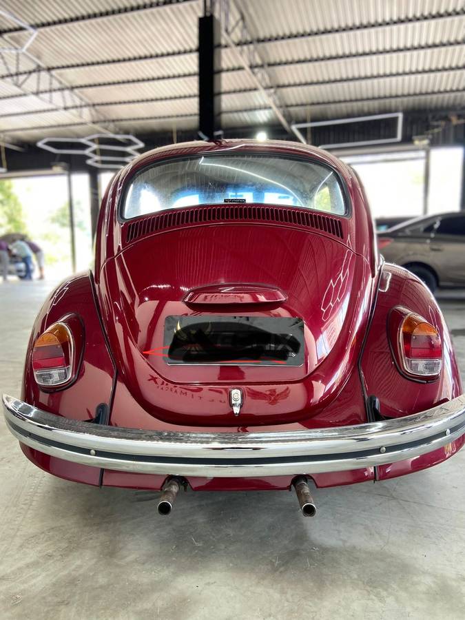 Volkswagen-Beetle-1975-red-4