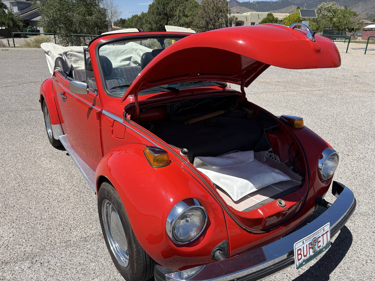 Volkswagen-Beetle-1979-red-4