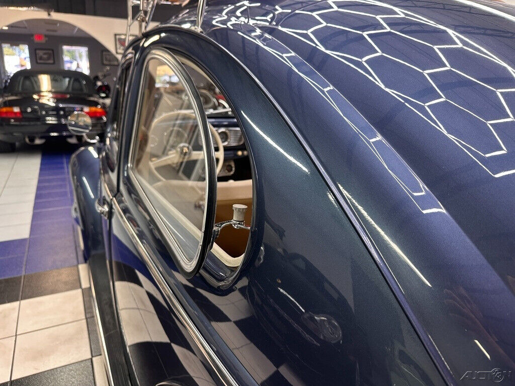 Volkswagen-Beetle-Classic-1956-17