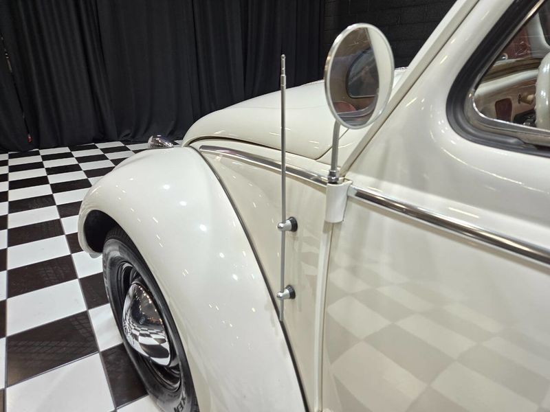 Volkswagen-Beetle-Classic-1959-Coupe-10