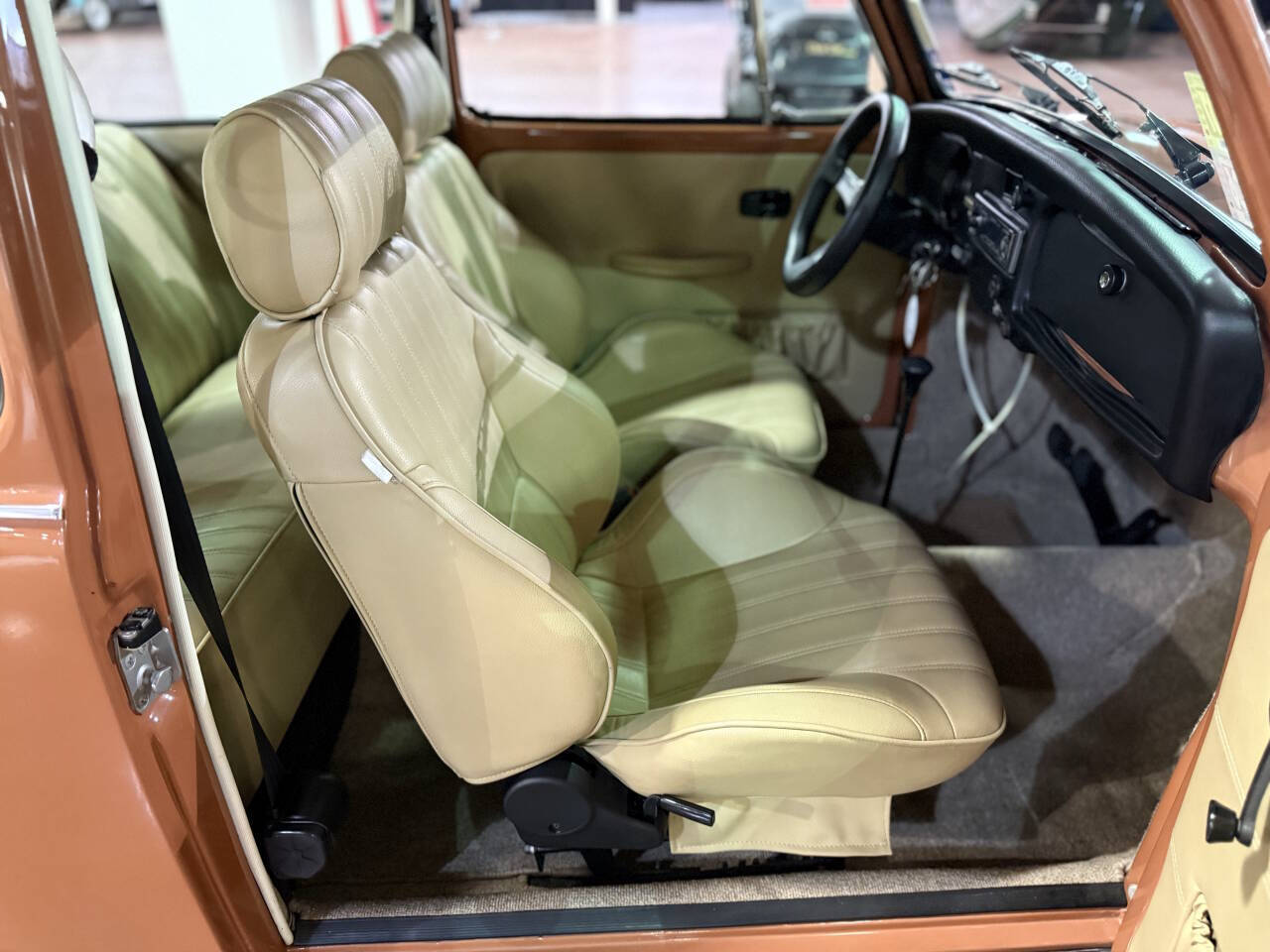 Volkswagen-Beetle-Classic-1965-Coupe-15