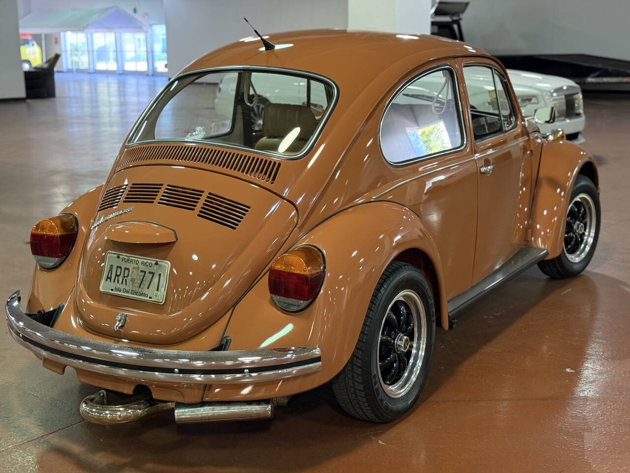 Volkswagen-Beetle-Classic-1965-Coupe-4