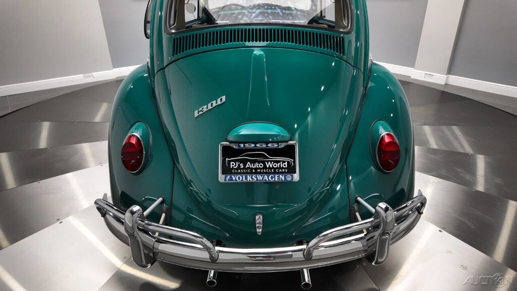 Volkswagen-Beetle-Classic-1966-19