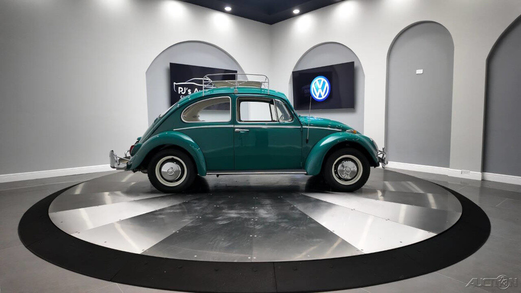 Volkswagen-Beetle-Classic-1966-4