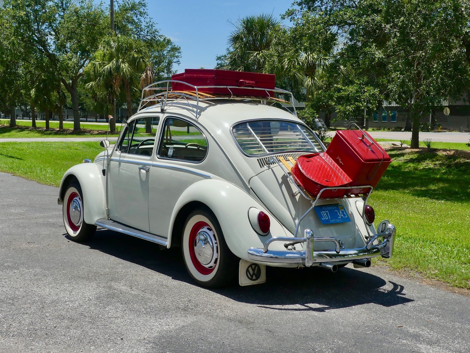 Volkswagen-Beetle-Classic-1966-Sedan-14