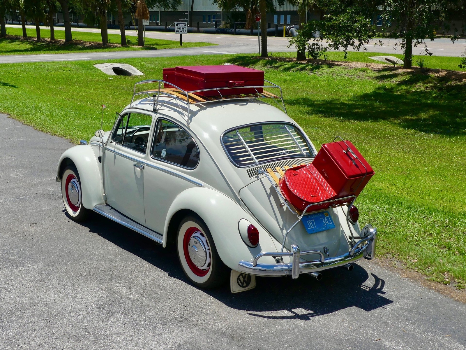 Volkswagen-Beetle-Classic-1966-Sedan-15