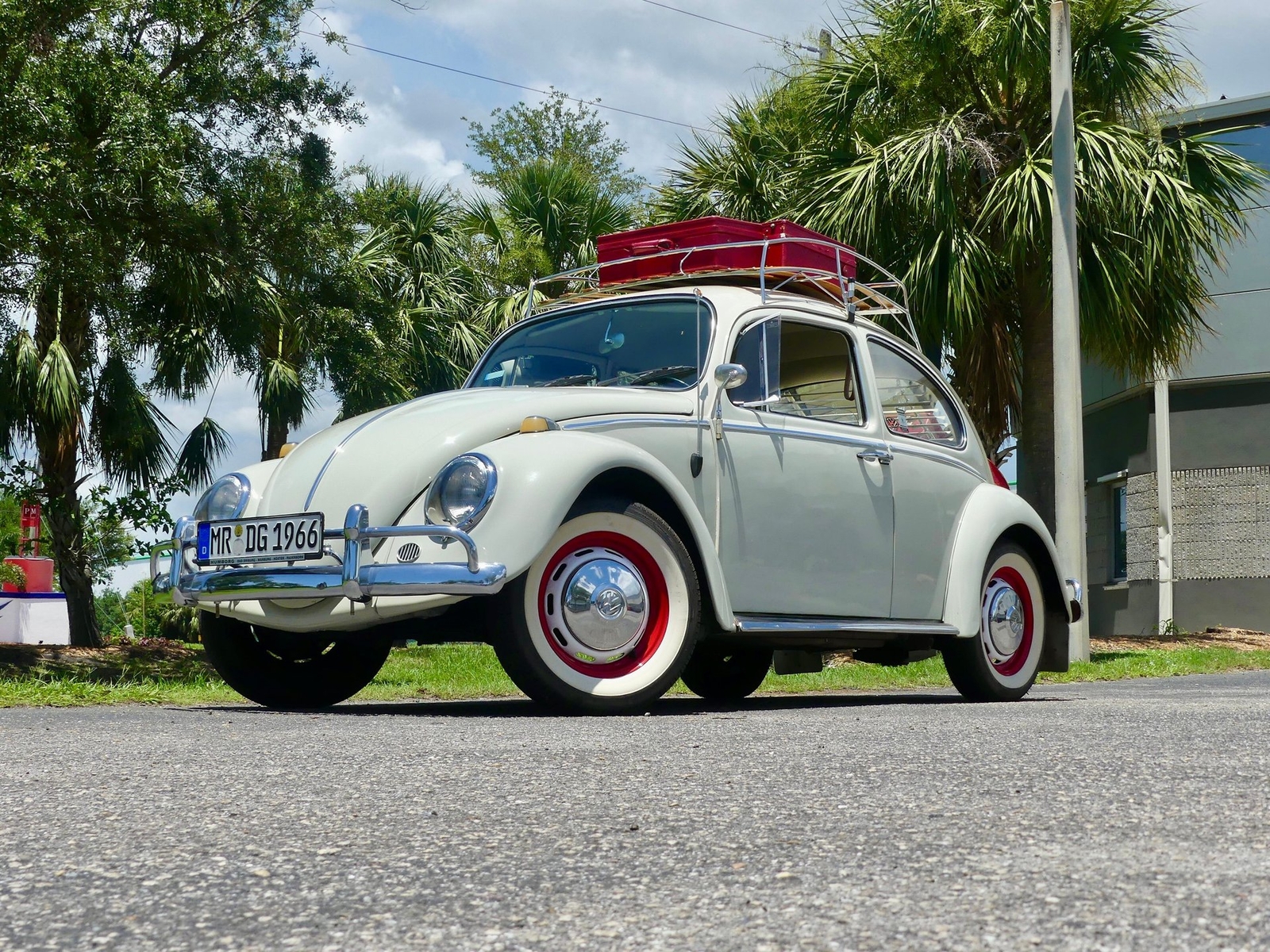 Volkswagen-Beetle-Classic-1966-Sedan-7